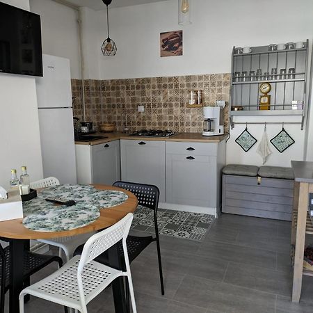 June Studio Apartamento Braşov Exterior foto