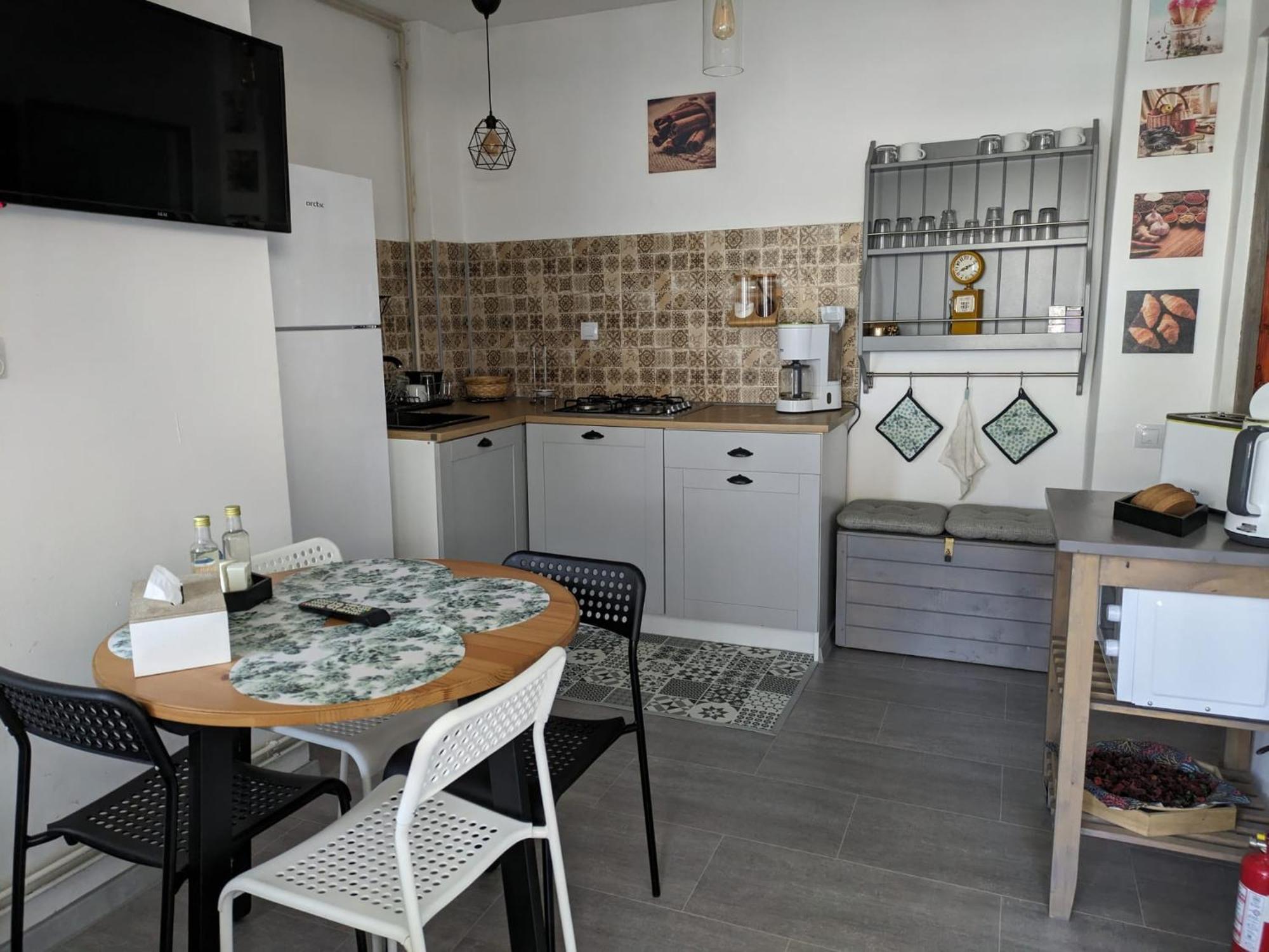 June Studio Apartamento Braşov Exterior foto