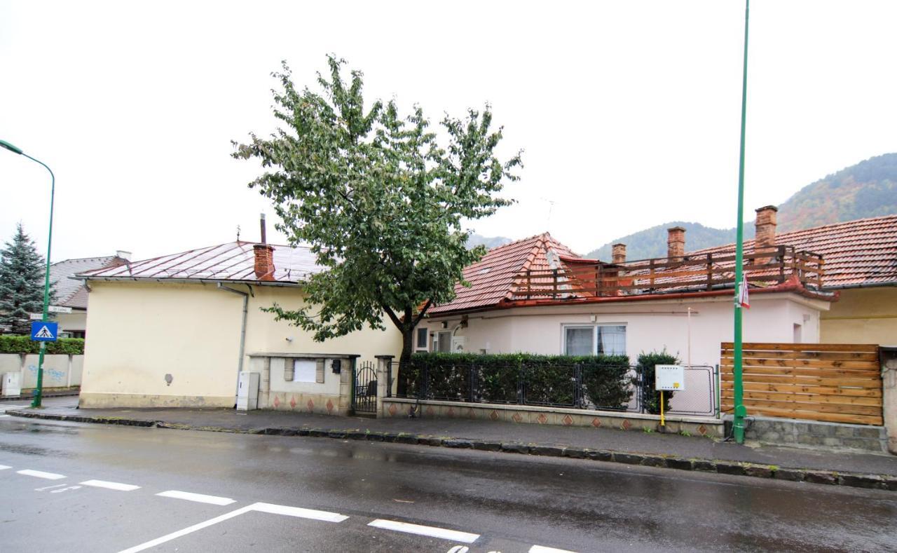 June Studio Apartamento Braşov Exterior foto